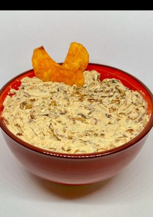 A picture of Caramelized Onion Dip (Vegan).