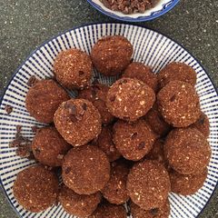 Cocoa Bliss Balls A picture of Cocoa Bliss Balls.