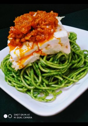 A picture of Spinach noodles with creamy paneer by Akshata Surve.