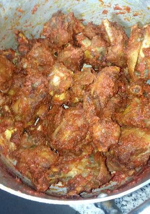 A picture of Peppered chicken.