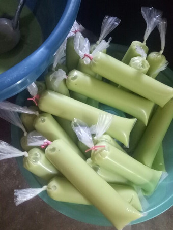 Bagaimana Membuat Es lilin alpukat Anti Gagal