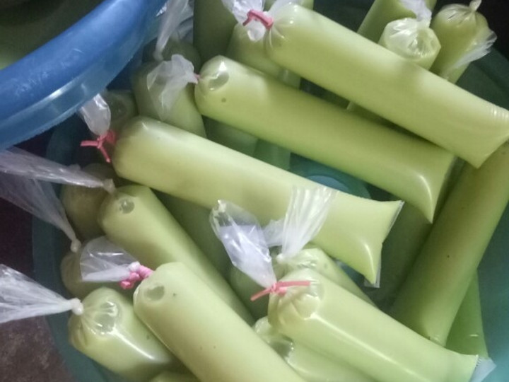 Bagaimana Membuat Es lilin alpukat Anti Gagal