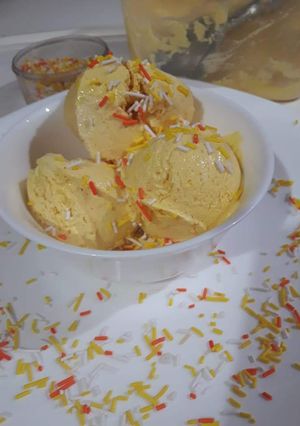 A picture of Mango icecream.