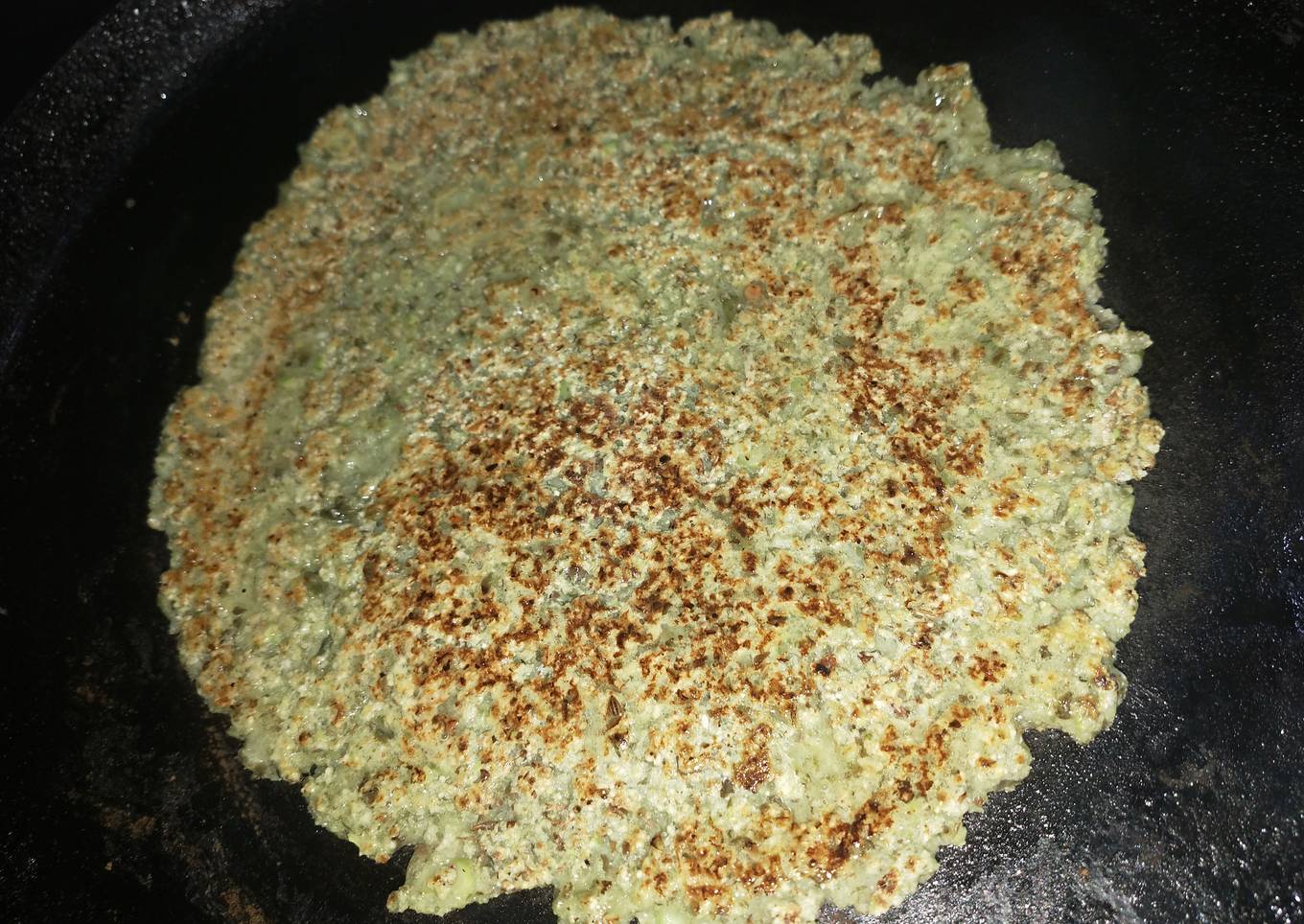 Sprouted chana chilla healthy
