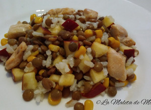 Foto principal de Ensalada de lentejas con arroz y manzana
