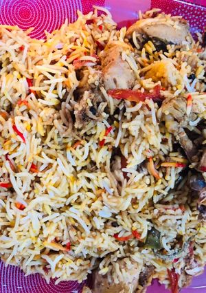 A picture of Chicken cubes pulao.