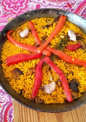 Foto principal de Arroz con conejo y pollo, vega baja