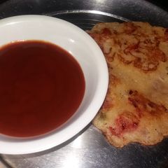 A picture of Suji ka cheela.