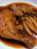 สะโพกไก่ต้มน้ำปลา