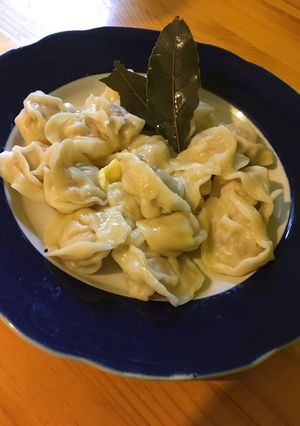 Pelmenyi (Orosz, hússal töltött tészta) recept fotója