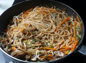 Una foto de Fideos thai