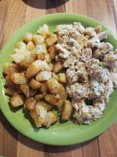 Tejszínes fokhagymás-gombás sült csirkemell recept fotója