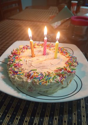 Una foto de Funfetti cake🎂 Torta de cumpleaños
