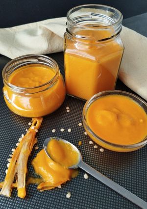 Una foto de Ají amarillo {un básico de la cocina peruana}