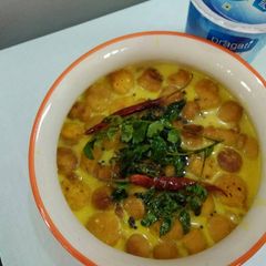 Kadhi pokoras A picture of Kadhi pokoras.