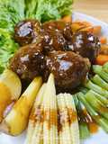 Bola Bola Daging Saus Bistik