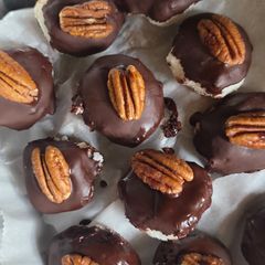 A picture of Keto Pecan Joys.