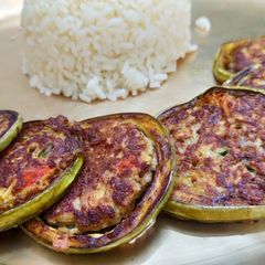 A picture of Eggplant omlette.