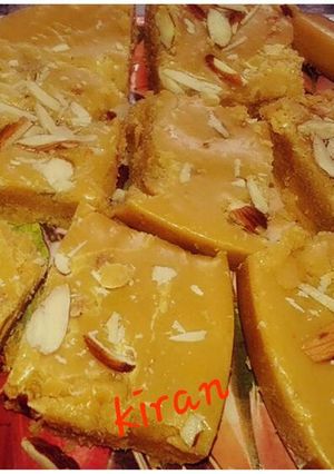 A picture of Besan barfi.