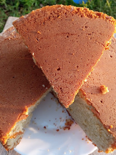 A picture of Ugali cake.