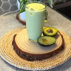 A picture of Avocado juice.