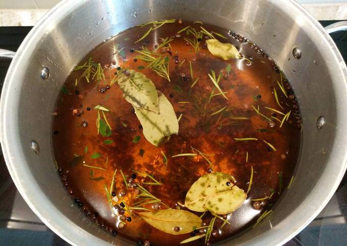Steps to Make Homemade Dad's Turkey Brine