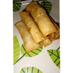 Veggie spring rolls A picture of Veggie spring rolls.