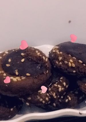 صورة لوصفة بسكوت الشوكولاتة والسمسم وبالتوفي