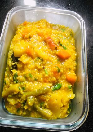 A picture of Millets kichade.