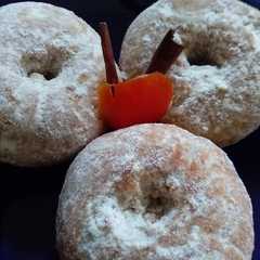 รูปของ Donat Kentang Cinnamon