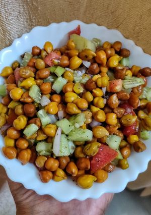 A picture of Brown Chickpea Salad.