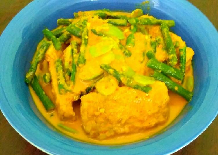 Tempe bakar selimut santan dan kacang panjang