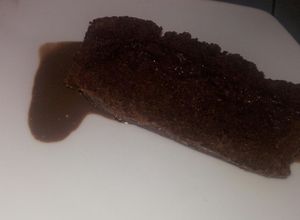 Una foto de Torta mojada de chocolate sin huevo