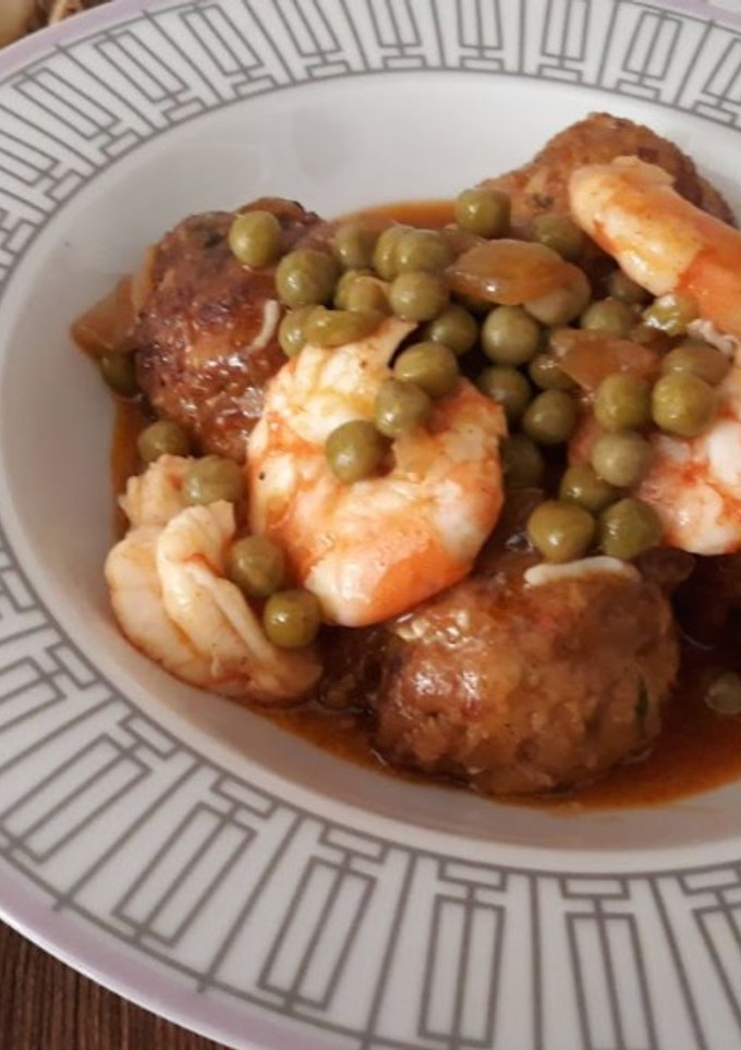 Una foto de Albóndigas de merluza