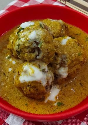 A picture of Chicken Kofta Curry.
