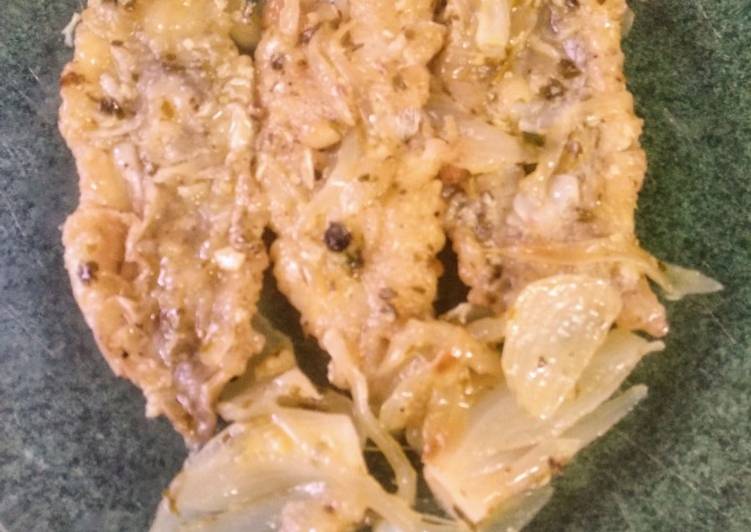 Bacaladillas finas (Capelláns) con cebolla y Pebrella 🐟