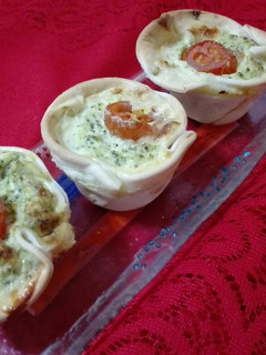 Una foto de Canastas de brócoli y queso
