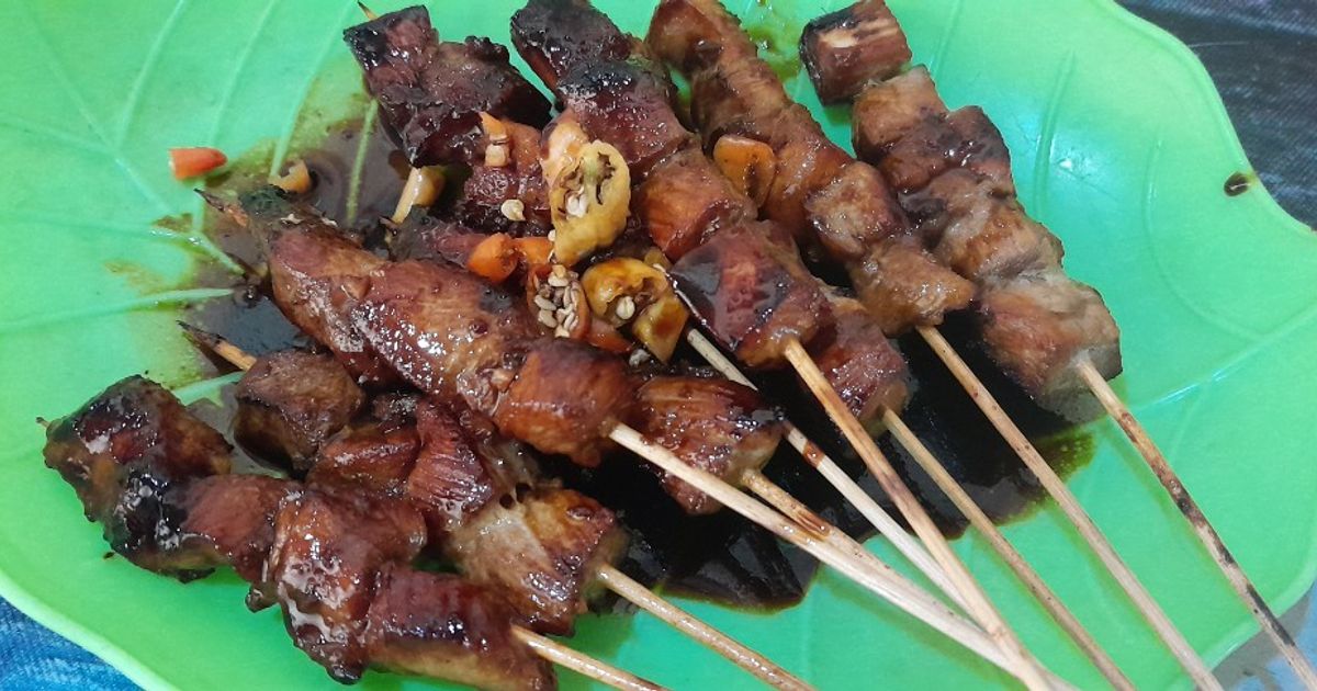 Sate ayam maknyus