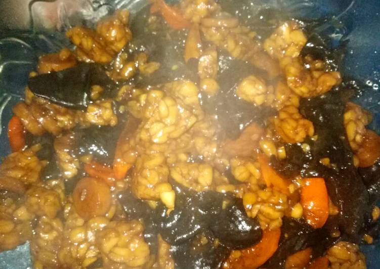 Langkah Mudah untuk Membuat Jamur kuping hitam saus tiram yang Bisa Manjain Lidah