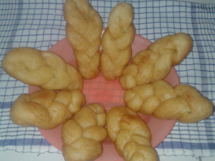 Cara Gampang Membuat Donat Kepang 🌸 Anti Gagal