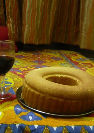 A picture of Elvis Presley's Favourite Pound cake (with a twist).