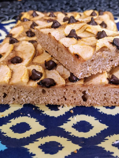 Una foto de Blondies integrales con manzana light