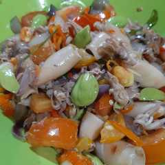 รูปของ Tumis Cumi Asin Bawang Merah