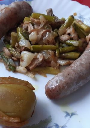 Foto principal de Butifarras en airfryer con trigueros y champiñones a la mostaza