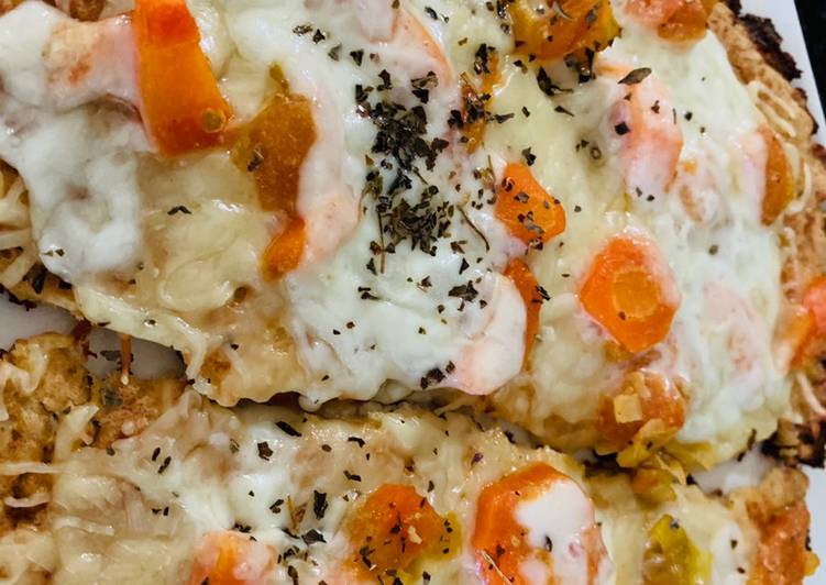 Pizza veggie base de coliflor