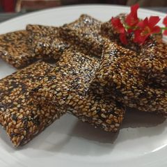 A picture of Sesame candy.