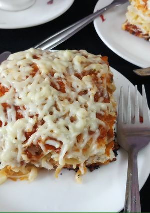 A picture of Bread lasagna with noodles.