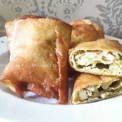 A picture of Martabak Jamur.