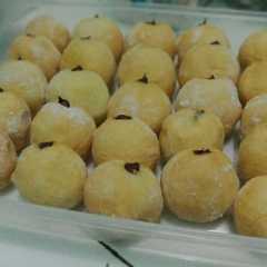 Donat empuk ekonomis (eggless) রেসিপির প্রধান ছবি