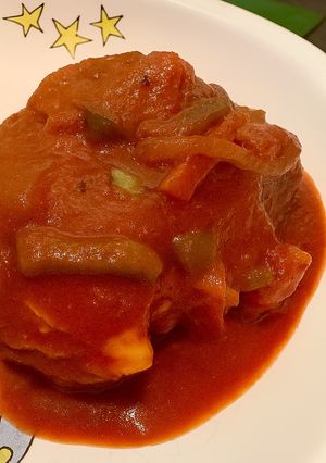 Una foto de Pechuga de pollo a la pomarola
